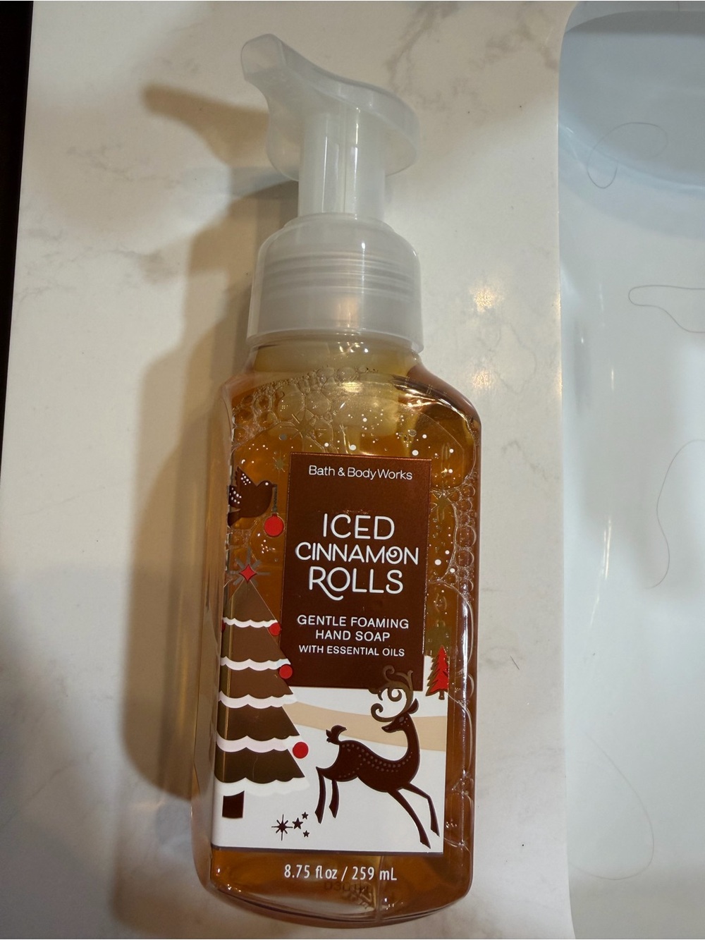 Bath & Body Works Iced Cinnamon Rolls Foaming Hand Soap - Amber Brown